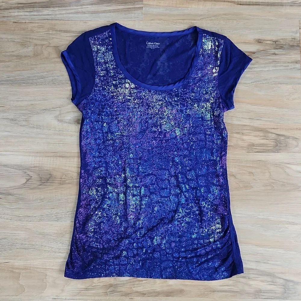 🔹️Calvin Klein Purple/Blue & Silver Metallic Burnout Cap Sleeve Top Small